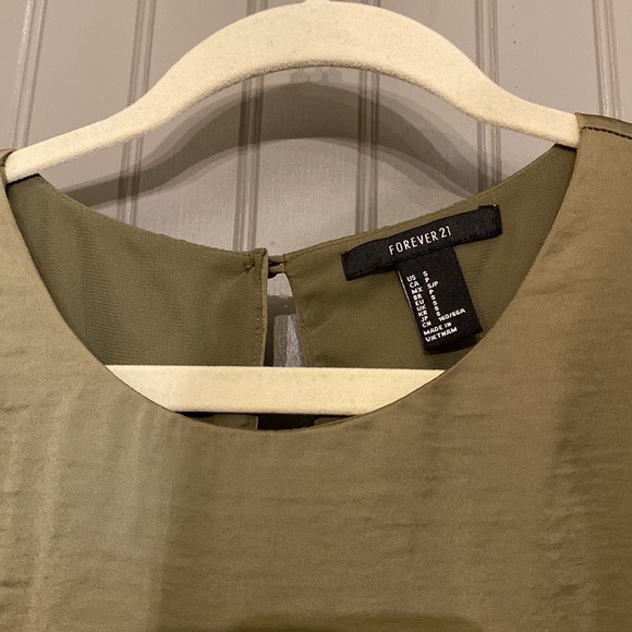 Forever 21 Open Back Drawstring Romper - Picture 2 of 3